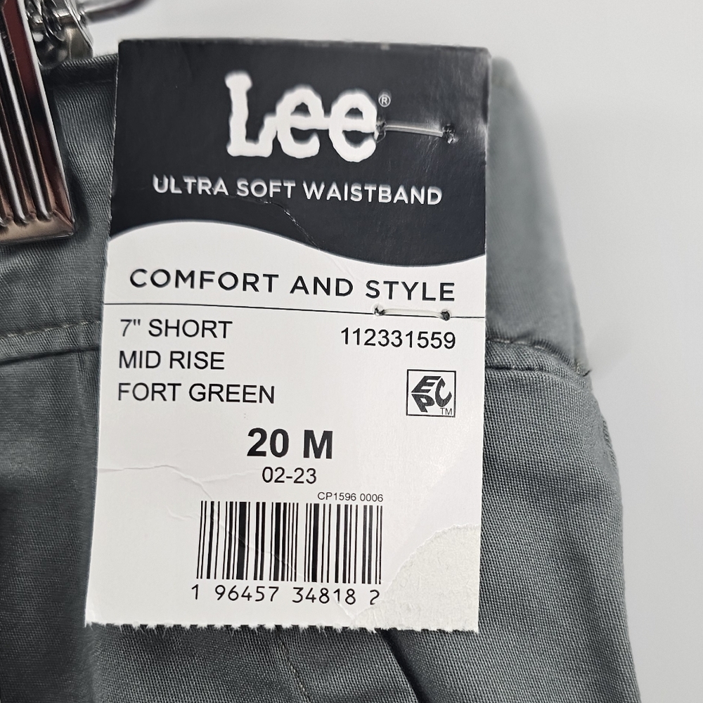 Lee Green Utility Shorts NWT Size 20 - Picture 3 of 8